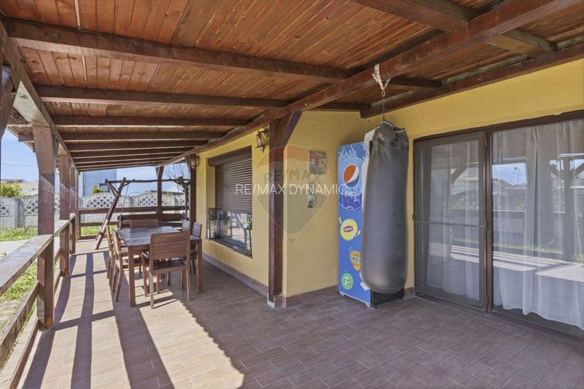 Casă cu 5 camere de inchiriat in Sofronea,Arad - 4