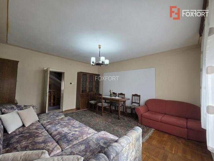 Casa de vanzare Parter + 2 Etaje |7camere | 350 mp utili | Zona UTA - 8