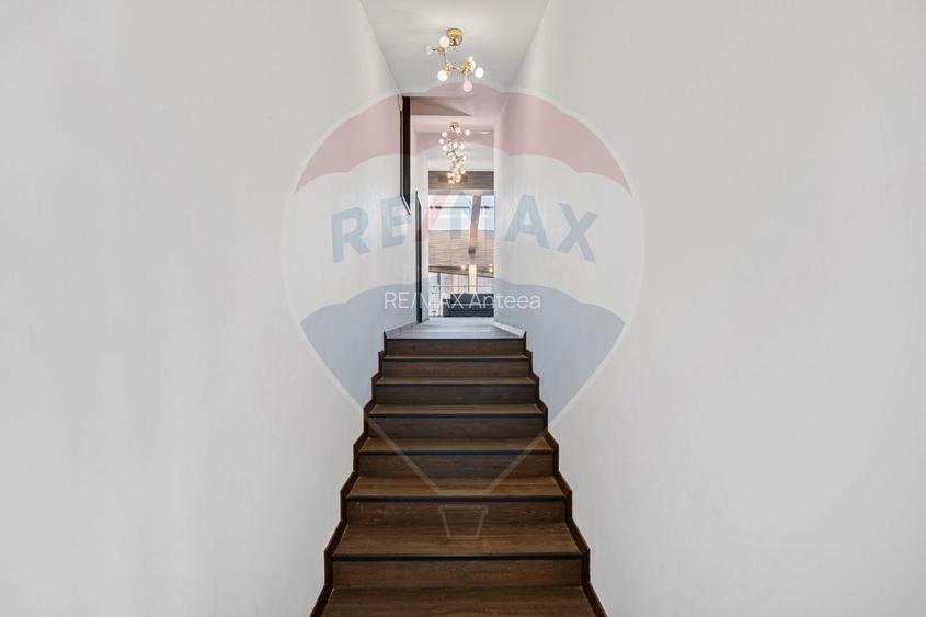 Vilă Futuristă: Eleganță & Inovație la limita pădurii, piscină, 4500mp - 31