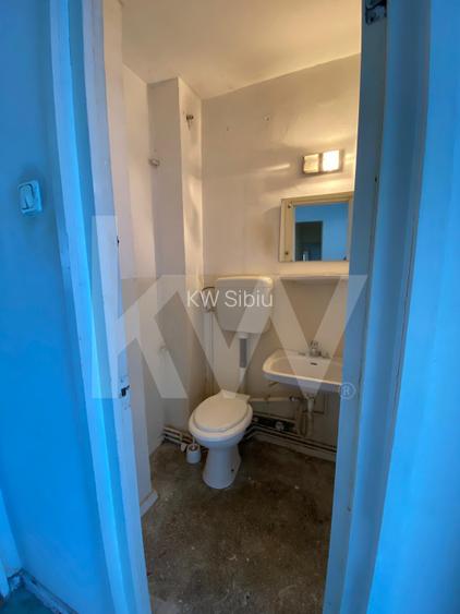 Apartament de vanzare 4 camere - 9