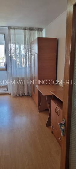 Titan , 5 munte Piata Trapezului - 3