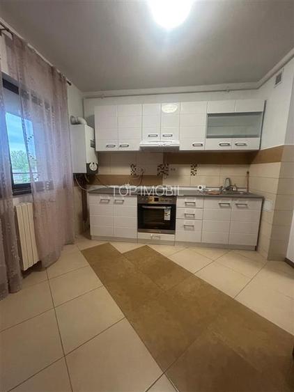 2 camere 68 mp, etaj 3 bloc Iasicom zona Podul de Fier - 6
