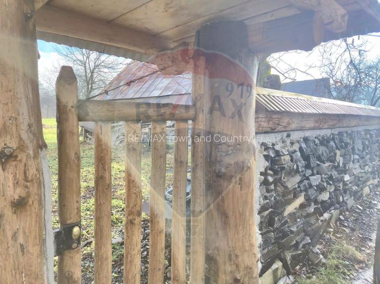 Casă / Vilă cu 6 camere de vânzare - 2