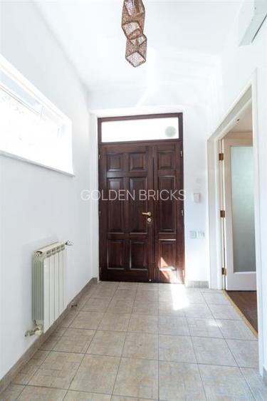 Piata Victoriei | Buzesti | 5 Camere | Curte | Vila Reprezentativa - 23