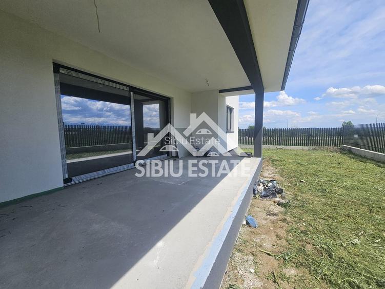 Casa noua cu pivnita, terasa, carport - 9