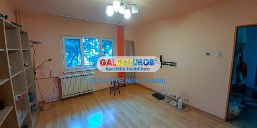 VANZARE APARTAMENT 3 CAMERE 13 SEPTEMBRIE - 2