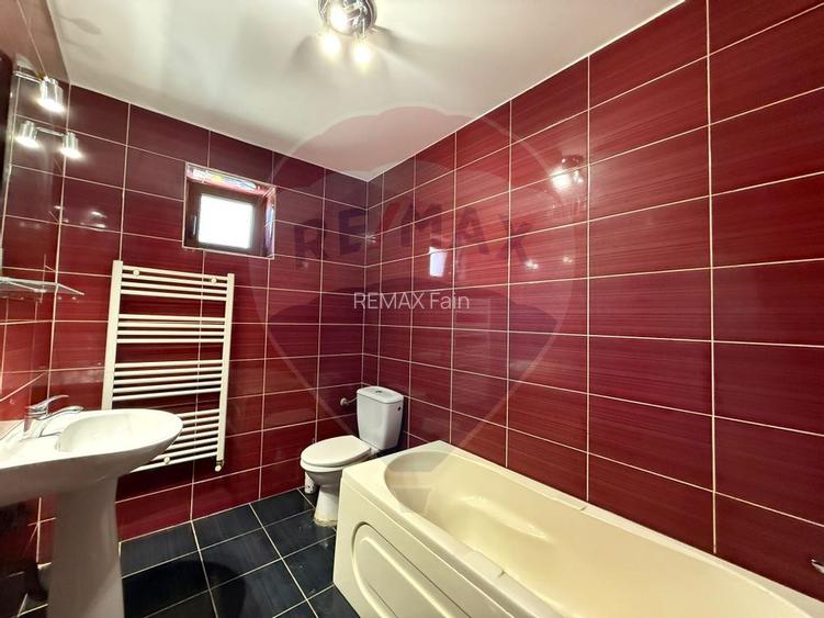 Casa cu 5 camere de vanzare pe Str.Zorilor/Selimbar - 9