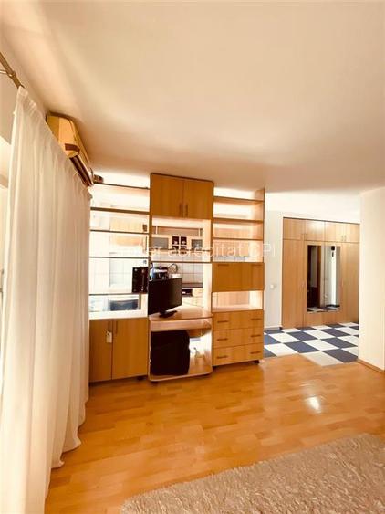 VANZARE GARSONIERA ZONA  MIRCEA VODA NERVA TRAIAN SECTOR 3 - 2