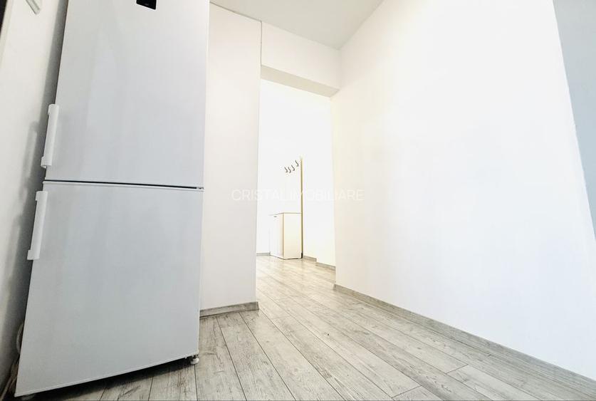 Apartament 3 camere,  Podul Grant, etaj intermediar, renovat, metrou - 8