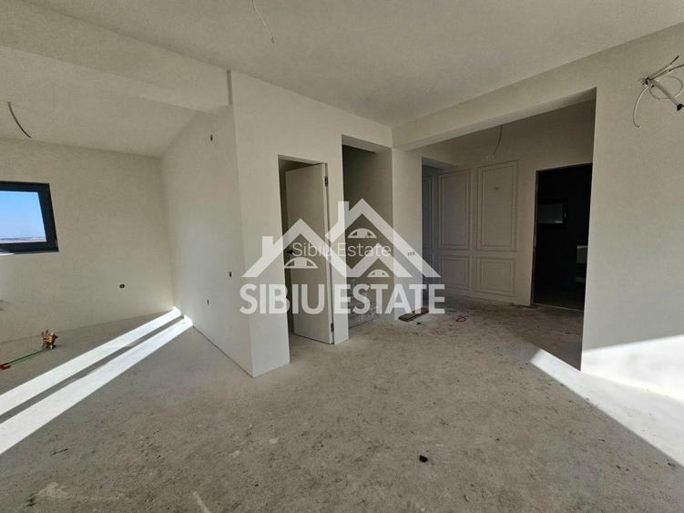 Casa 5 camere curte mare, casa noua - 14