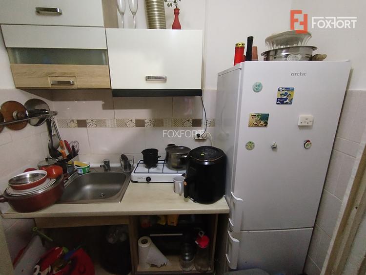 Apartament cu o camera de vanzare in zona Buziasului - 3
