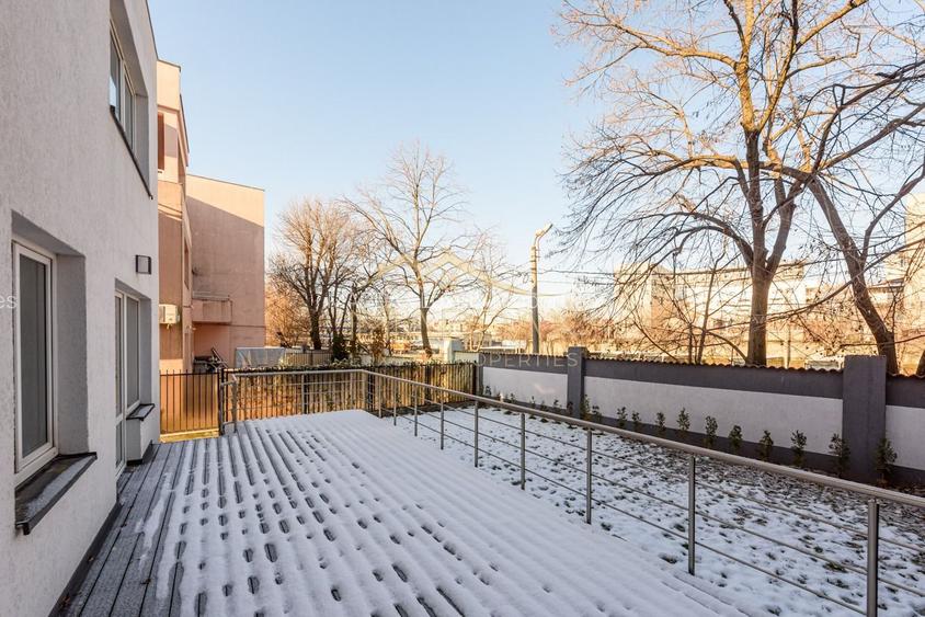 Vila ***400mp*** + Curte Proprie // zona Aviației - 6