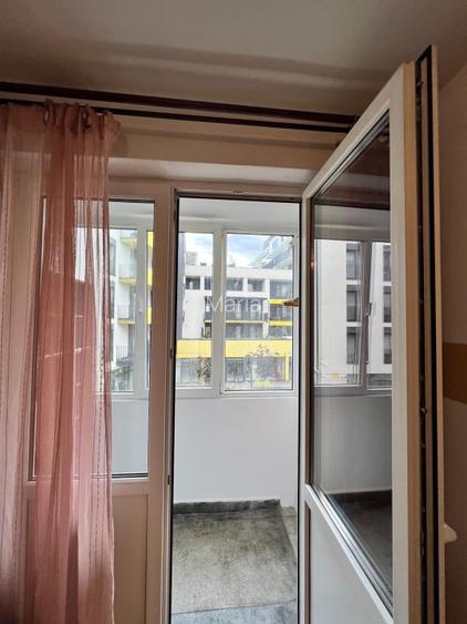 Vand apartament zona centrala cu 3 camere decomandate - persoana fizica - 6