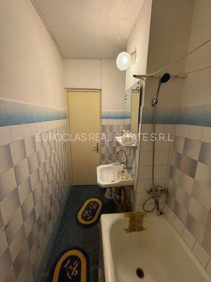 Garsoniera -INEL II -  I.C.BRATIANU (SCOALA 8 )- 59.000 EURO (COD E11+E12 ) - 9
