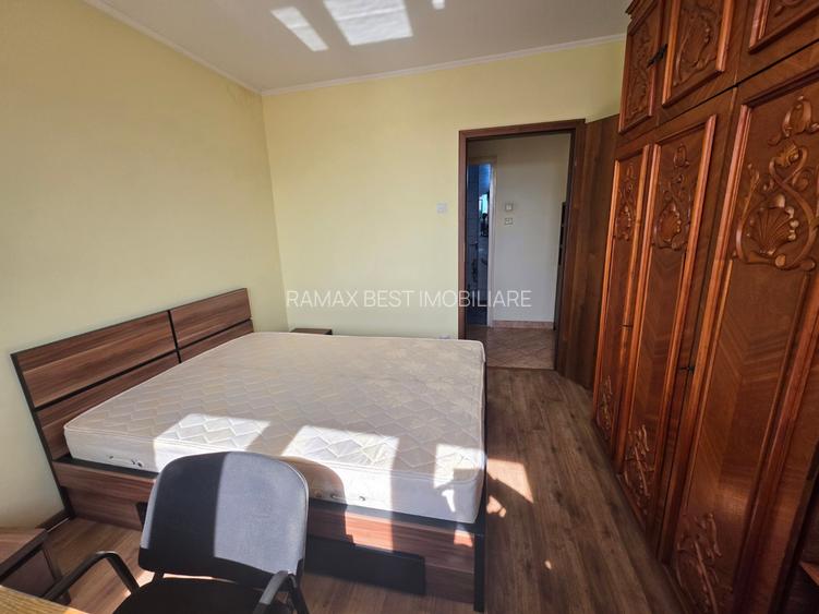 Theodor Pallady, 5 minute metrou 1 Decembrie 1918, pe Becatei, bloc reabilitat - 9