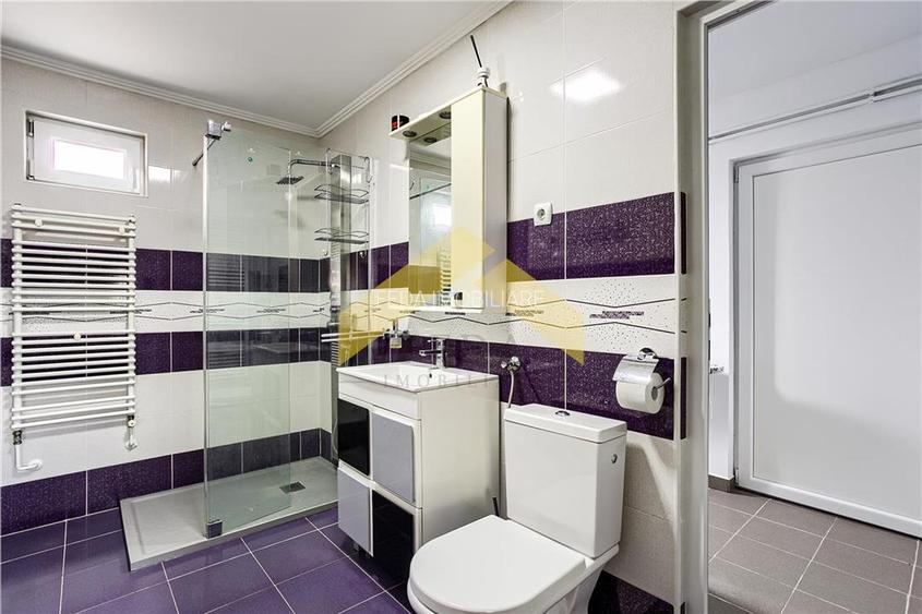 Casa noua de vanzare orasul Ineu - 9