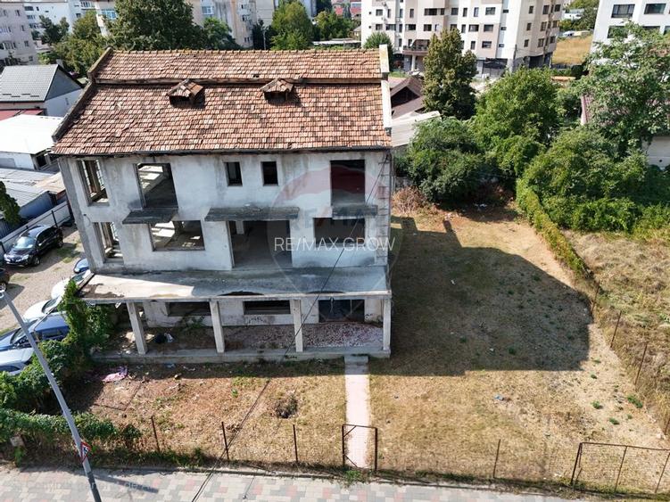 Spatiu comercial de vanzare I.L. Caragiale - Bacau - 2