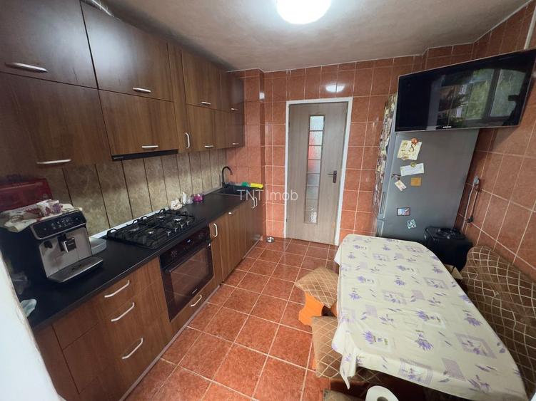 3 camere Decomandat | Bloc Anvelopat | Parcare | Lujerului | 2 bai - 2