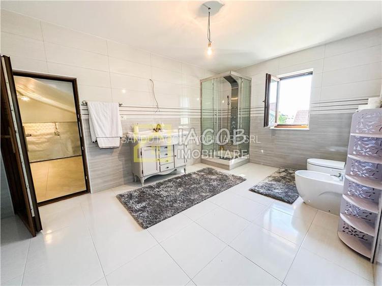 Vila moderna S+P+E cu finisaje premium, str. Dimitrie Cantemir, Bacau  Comision - 13