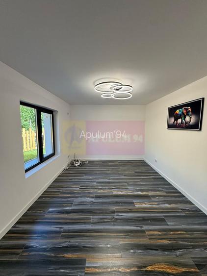 Casa de vanzare cu 2 apartamente in Azuga - 8