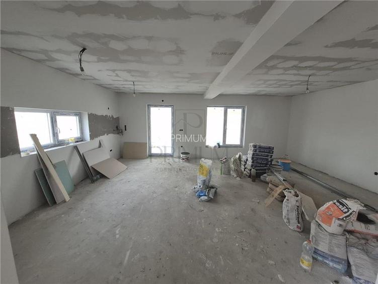 Duplex personalizare interioara - 388 mp teren - zona excelenta langa 4 benzi - - 5