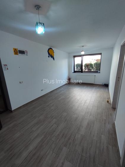 Spatiu 45mp din 2 birouri Centru Independentei UMF - 4