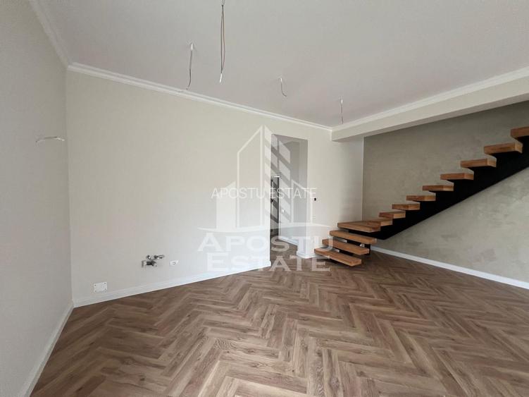Duplex modern de vânzare în Dumbrăvița, Timis, patru camere - 4