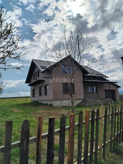 Casă de vânzare în Zona Târgu Neamț  - 3