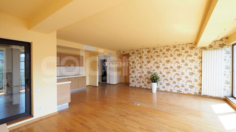 Apartament insorit cu 4 camere | garaj si boxa - 3