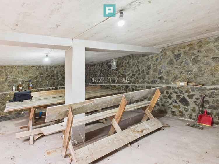 Teren 977 mp cu fundație și pivniță finalizată - 7