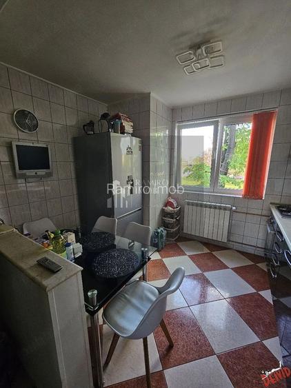 Vanzare apartament 3 camere |  Crangasi |  Prox Metrou |  Tramvai 41 - 8