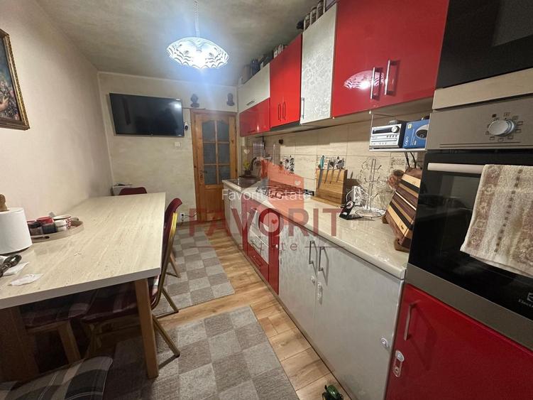 5 camere | etaj 1 | mobilat si utilat | ideal pentru inchiriere | - 7