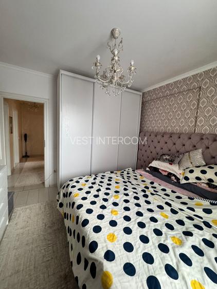 Gara de est - bloc nou - 3