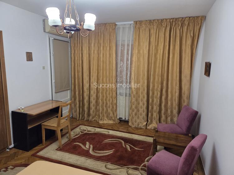 VICTORIEI- 4 CAM,130 MP,CENTRALA PROPRIE,MOBILAT CLASIC,FOARTE SPATIOS,900 EURO - 14