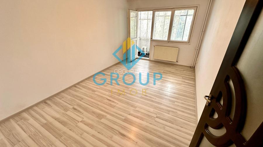 2 camere decomandate , Bacau , Str. Alecu Russo , etaj 3 - 4