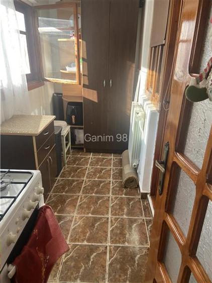 Apartament 2 camere , zona ultracentrala - Piata Moldovei , decomandat et 3 4 , - 9