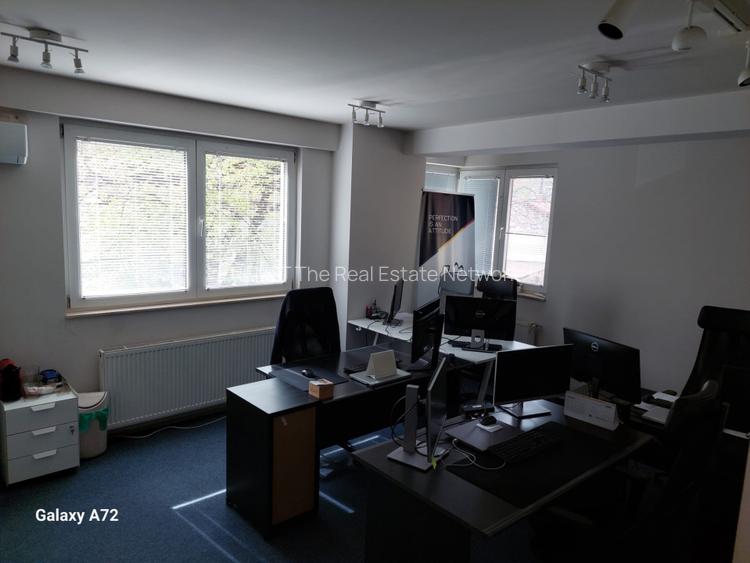 PIATA VICTORIEI, SPATIU BIROU, 130 MP! - 4