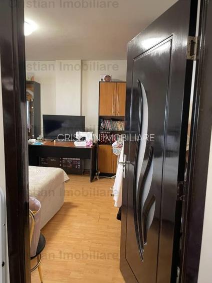 AP 1 camera transformat in 2 camere, Calarasilor, ETAJ 8 - 2