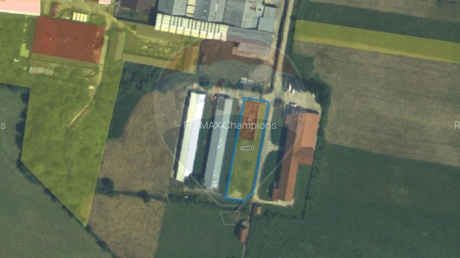 Teren intravilan 1.729 mp + hală parțial demolată | Teliu I Comision 0 - 5