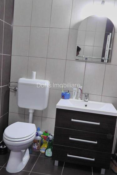Apartament 2 camere mobilat si utilat cu parcare iinclusa in pret. - 13