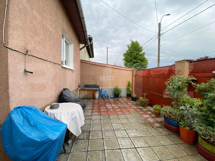 Casa individuala, de vanzare, cu 3 camere, 65 mp, zona Autogarii Beta - 11