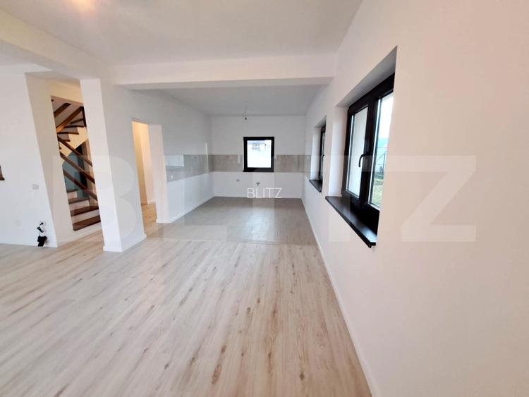 Casa moderna cu priveliste spectaculoasa spre Postavaru si acces rapid in BRASOV - 6