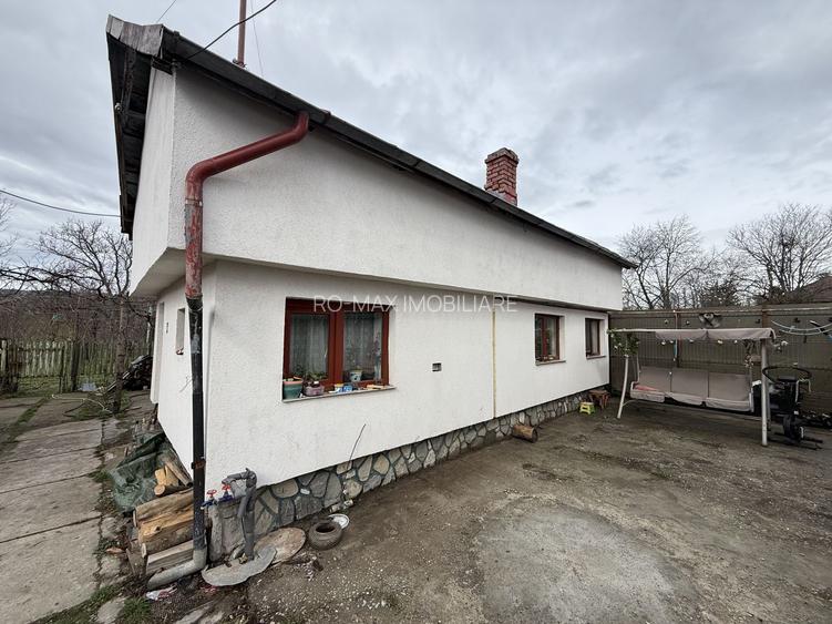 Casă corp C1 84mp + casă corp C2 51mp+garaj+ grădină și teren 889mp - 27