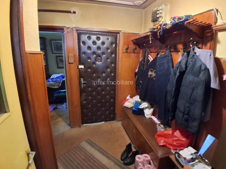 PACURARI PETRU PONI 3 CAMERE DECOMANDAT ET.2 BLOC 1987    COD 161740 - 7