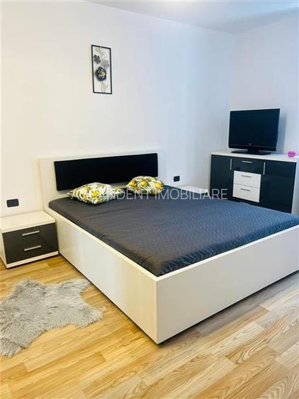 Apartament 3 camere decomandat,  mobilat, utilat modern, zona Coresi, Tractorul, - 19