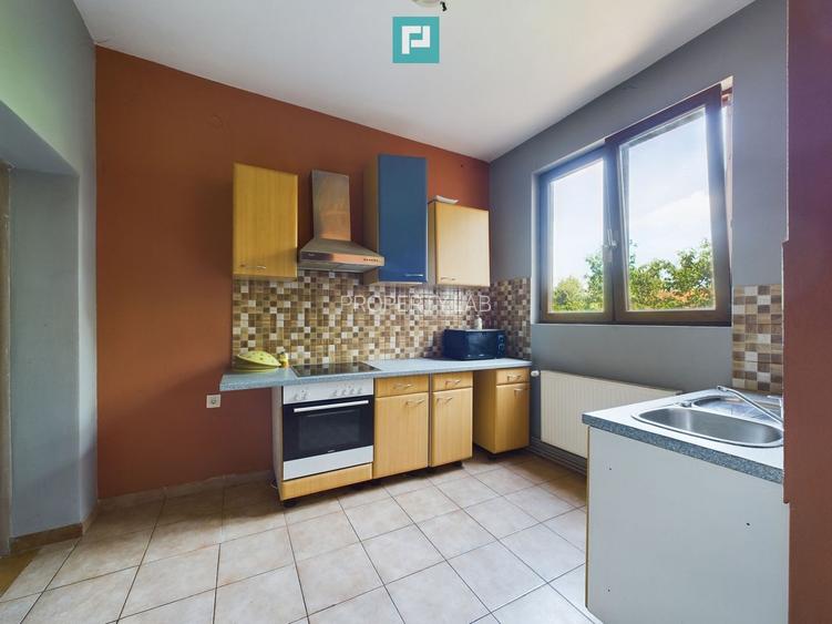 Proprietate multifuncțională într-o locație Centrală - 4