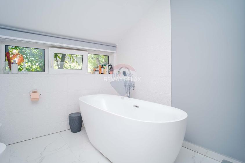 Casă / Vilă spatioasa cu teren in zona centrala Sararie - 17