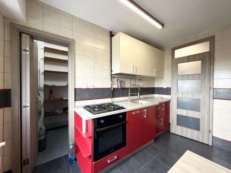 Apartament 3 camere, decomandat, etaj 4/7, 72mp utili, zona Lipovei - 11