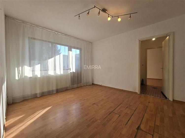 Apartament 2 camere de vanzare in Bacau, etaj 3, Str. Cornisa Bistritei - 7
