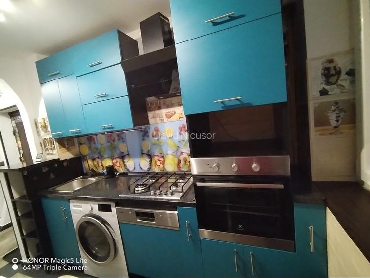 Inchiriez apartament 2 camere  , zona Titan - 4